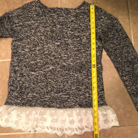 Sirens Revamped lace trim sweater - Picture 6 of 6